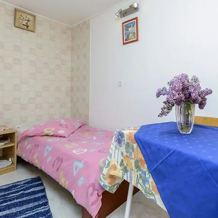 Jeljenic Gostinjska kuća 3*