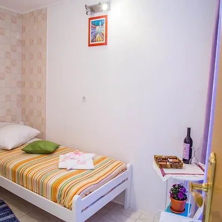 Jeljenic Gostinjska kuća 3*